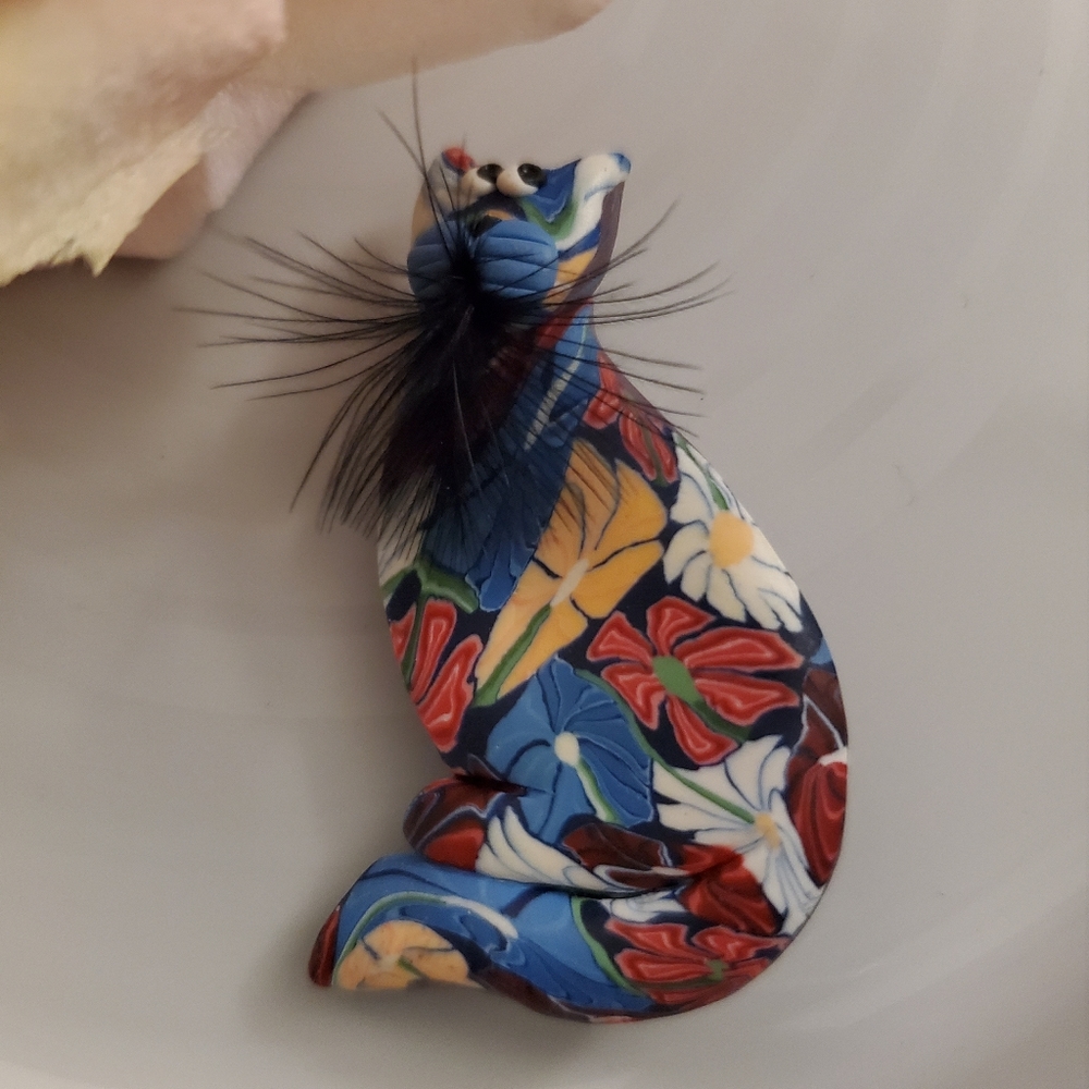 Cat Brooch - Picture 4 of 7